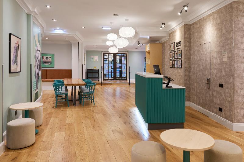 Garner Hotel Reading City Centre - Lobi