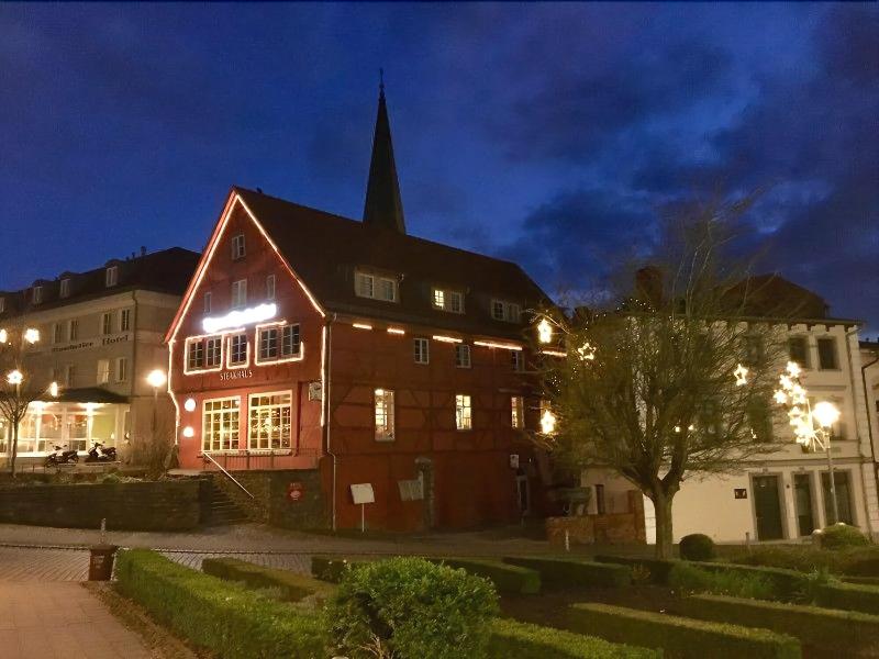 Sagen- und Märchenhotel Rügen - Genel