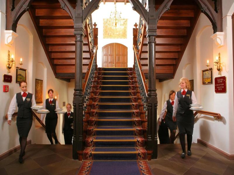 Geniesser Hotel Altes Gymnasium - Lobi