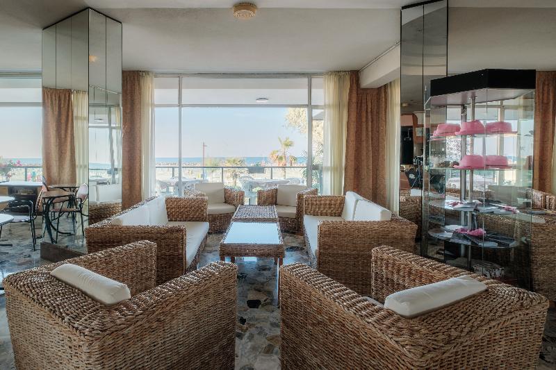 Hotel Crown - Genel