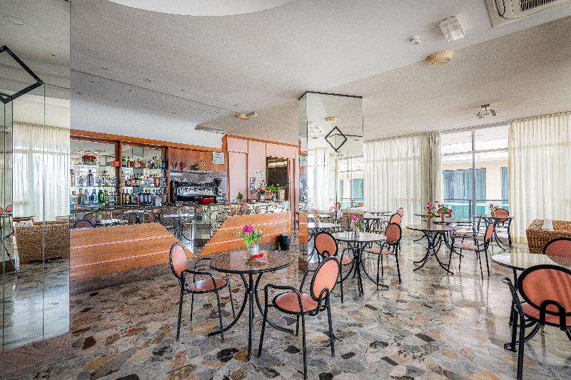 Hotel Crown - Genel