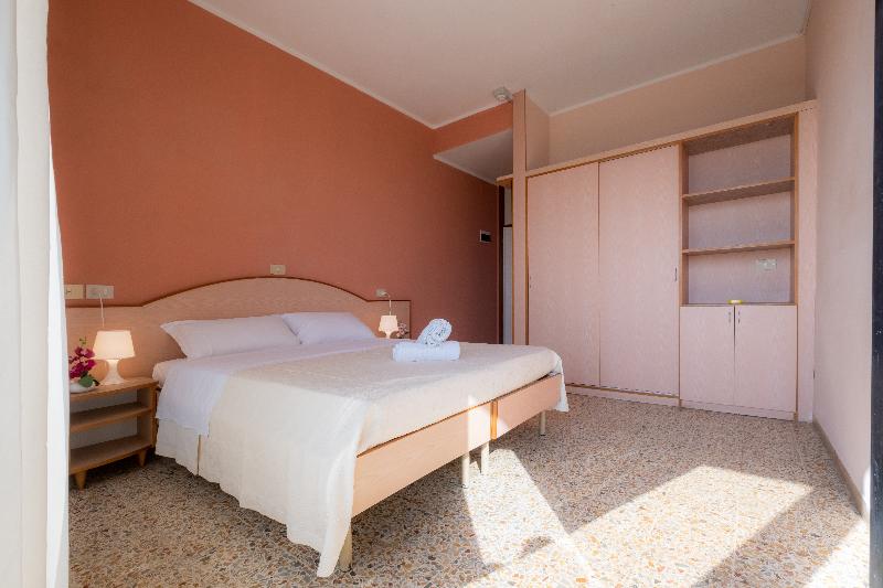 Hotel Crown - Oda