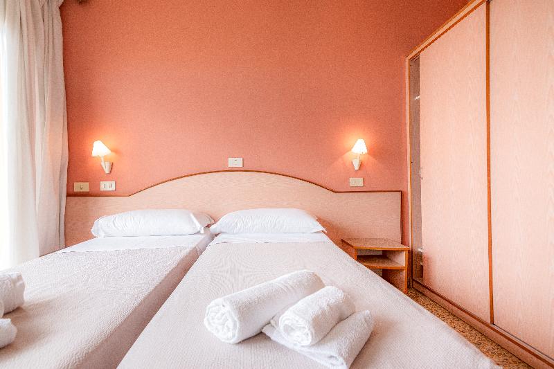 Hotel Crown - Oda