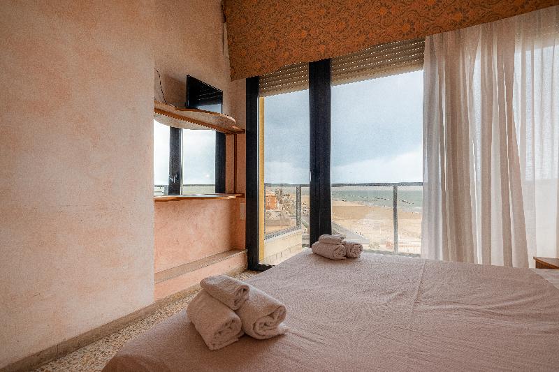 Hotel Crown - Oda