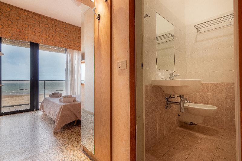 Hotel Crown - Oda