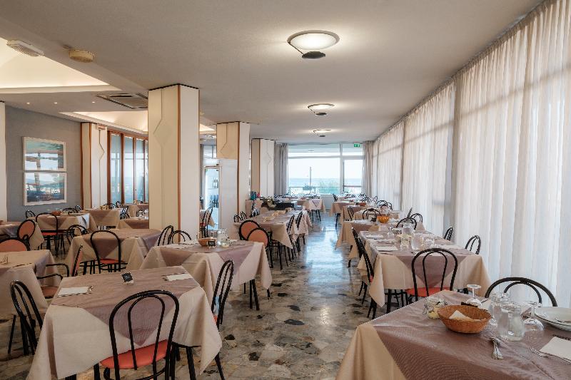 Hotel Crown - Restoran