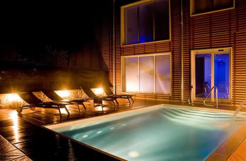 Residence Lenno - Havuz