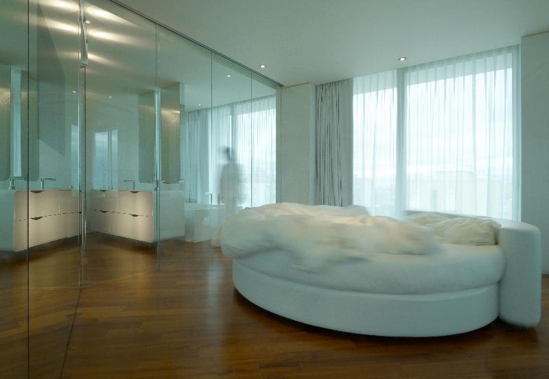 I-Suite - Oda