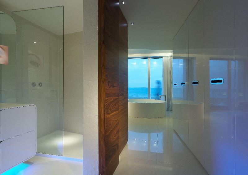I-Suite - Oda
