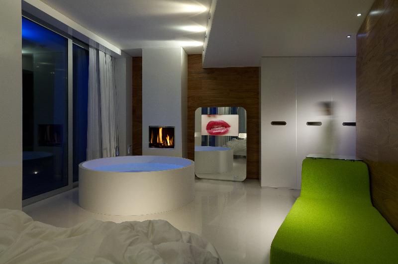 I-Suite - Oda