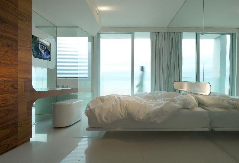 I-Suite - Oda