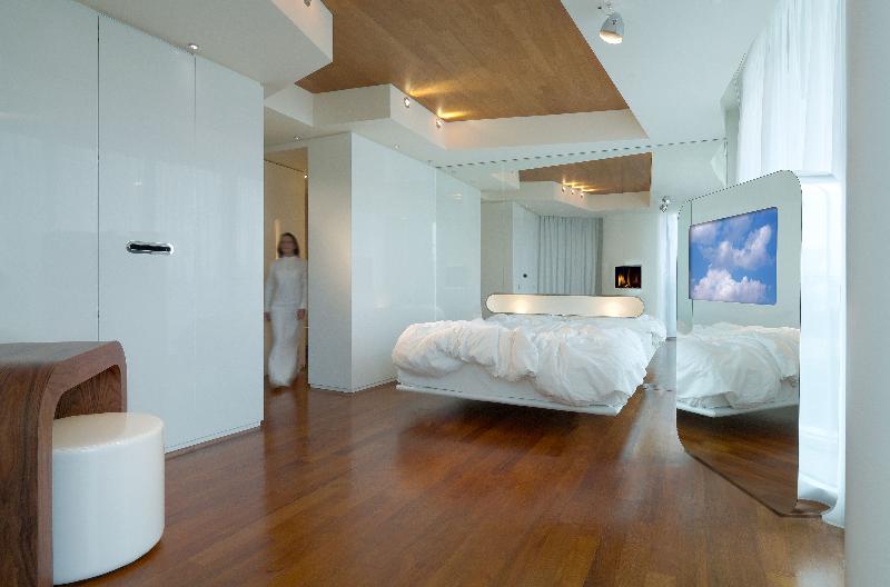 I-Suite - Oda