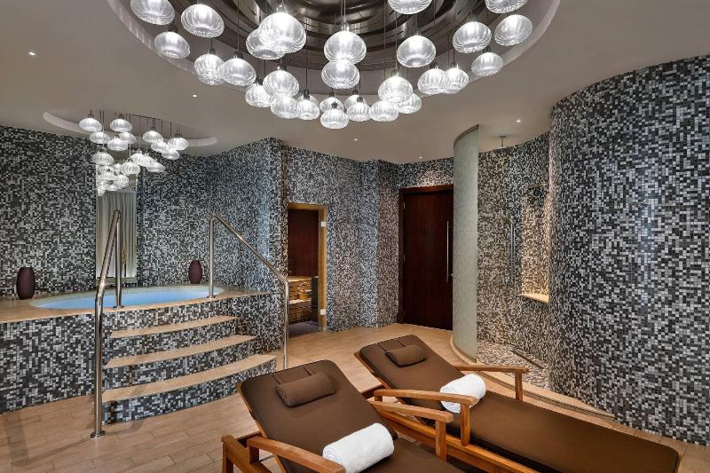 Burj Rafal Riyadh, A Marriott International Hotel - Havuz