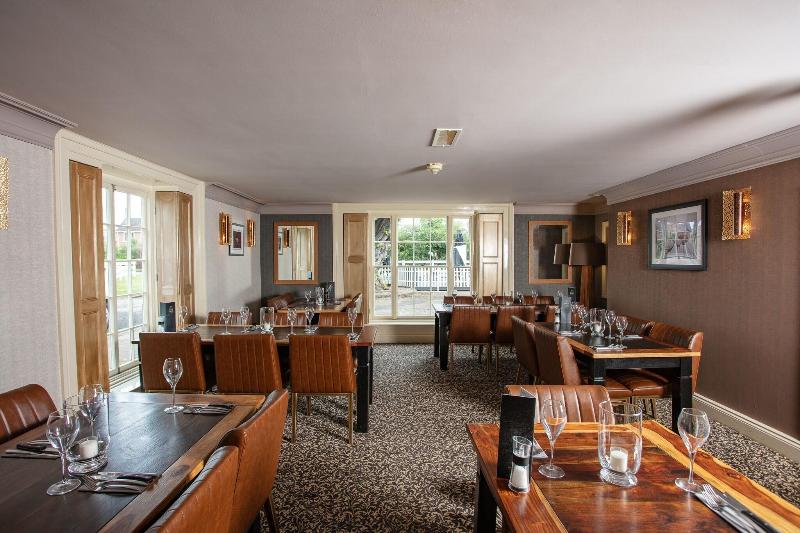Broom Hall Inn - Hotel - Restoran