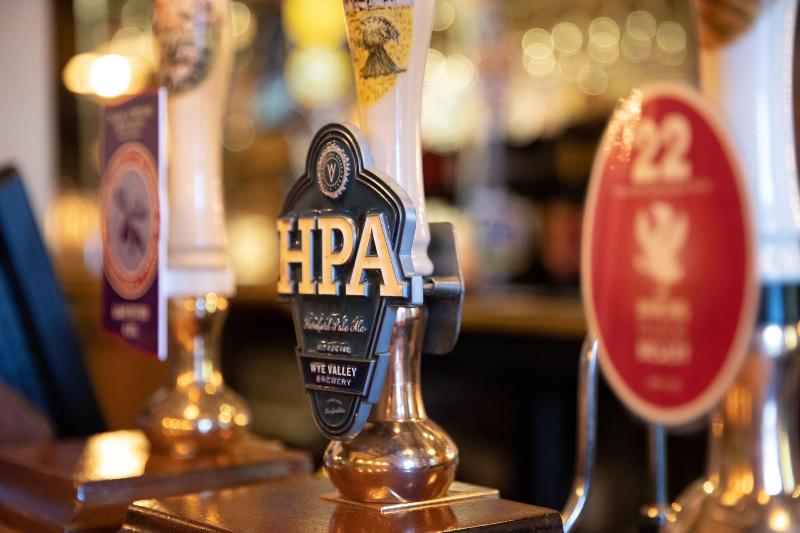 The Littleton Arms - Bar