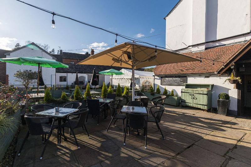 The Littleton Arms - Teras