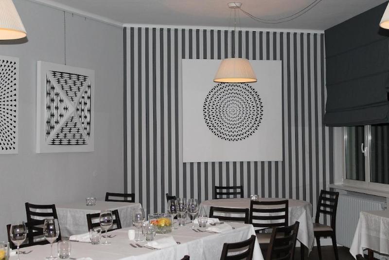 Serenella - Genel