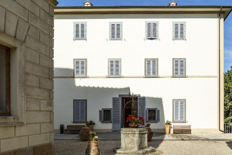 Villa Montarioso - Genel