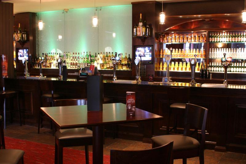 Holiday Inn Barnsley M1, JCT.37 - Bar