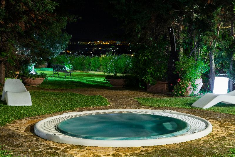 Hotel Foresteria Baglio della Luna - Havuz