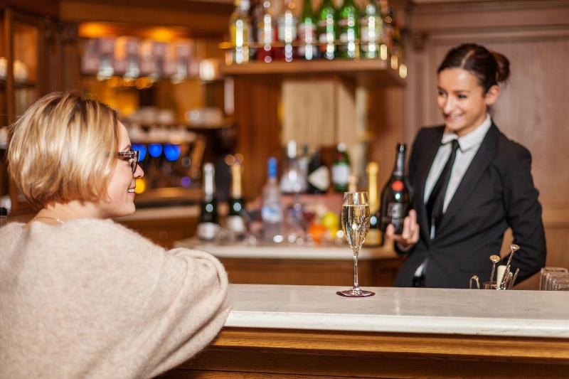 Schloss Hotel Wellness & Family - Bar