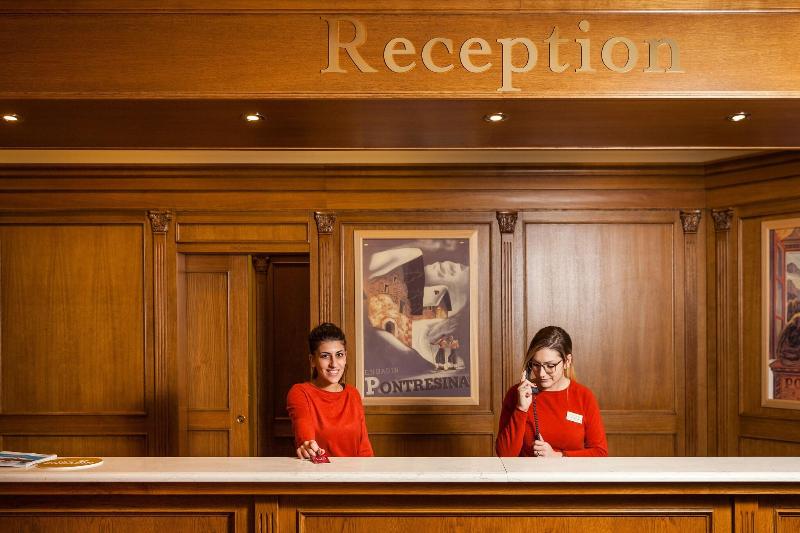 Schloss Hotel Wellness & Family - Lobi