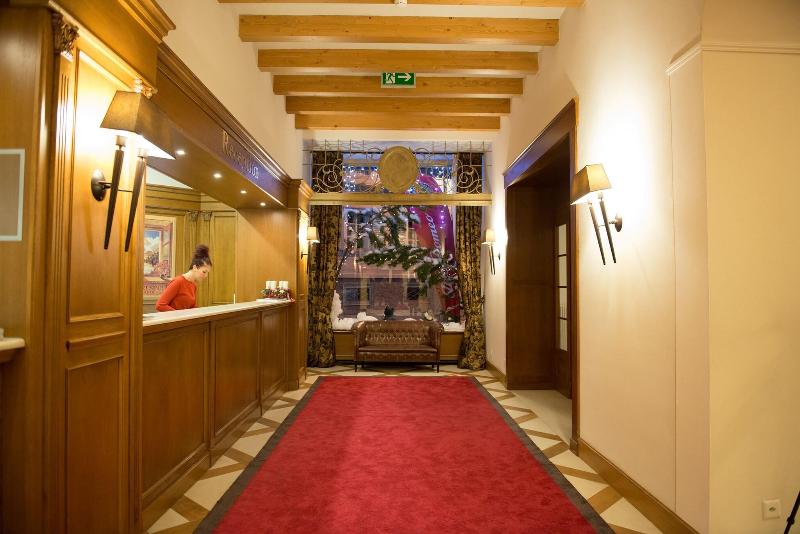 Schloss Hotel Wellness & Family - Lobi