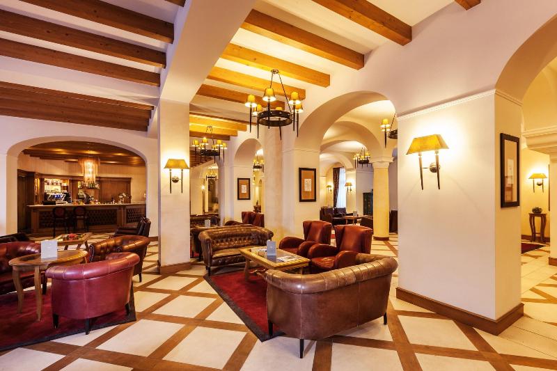 Schloss Hotel Wellness & Family - Lobi