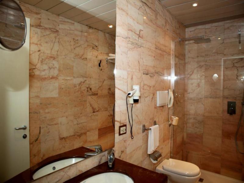 Mediterraneo Palace - Oda