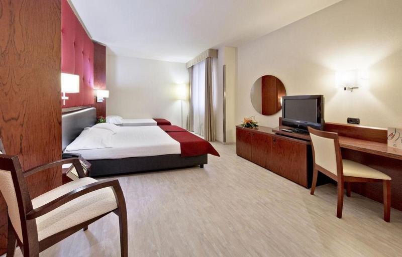 Mediterraneo Palace - Oda