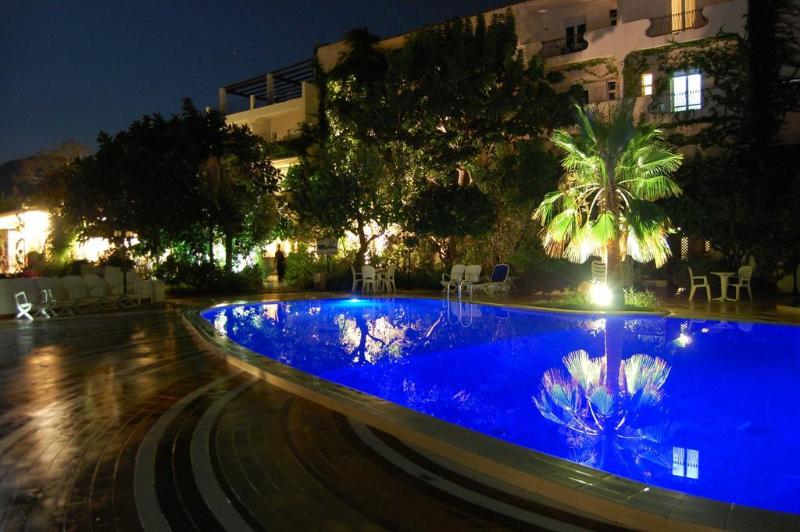Giardino sul Mare - Genel
