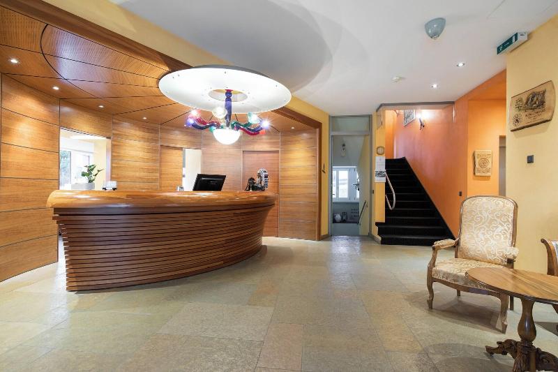 Parkhotel Schoenegg - Lobi