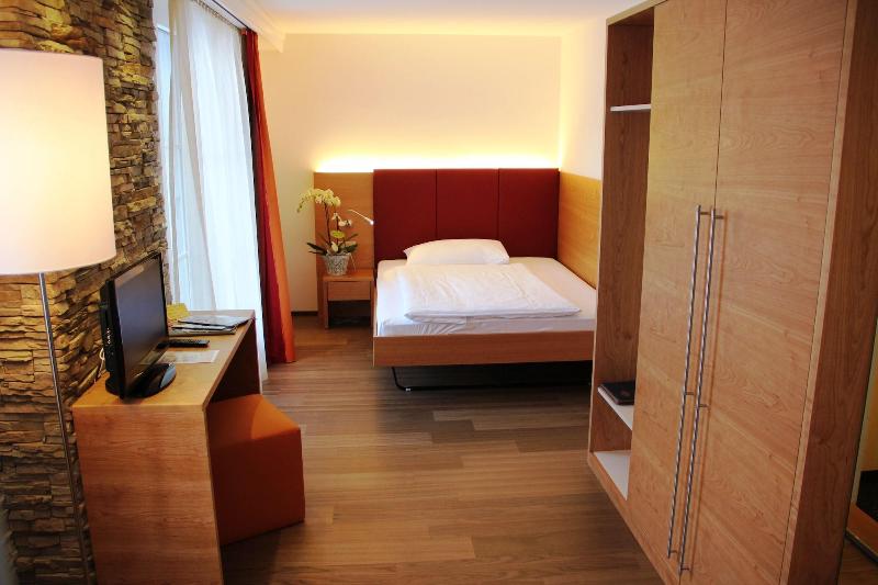 Parkhotel Schoenegg - Oda