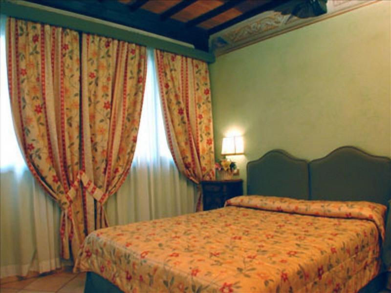 Villa Piccola Siena - Oda