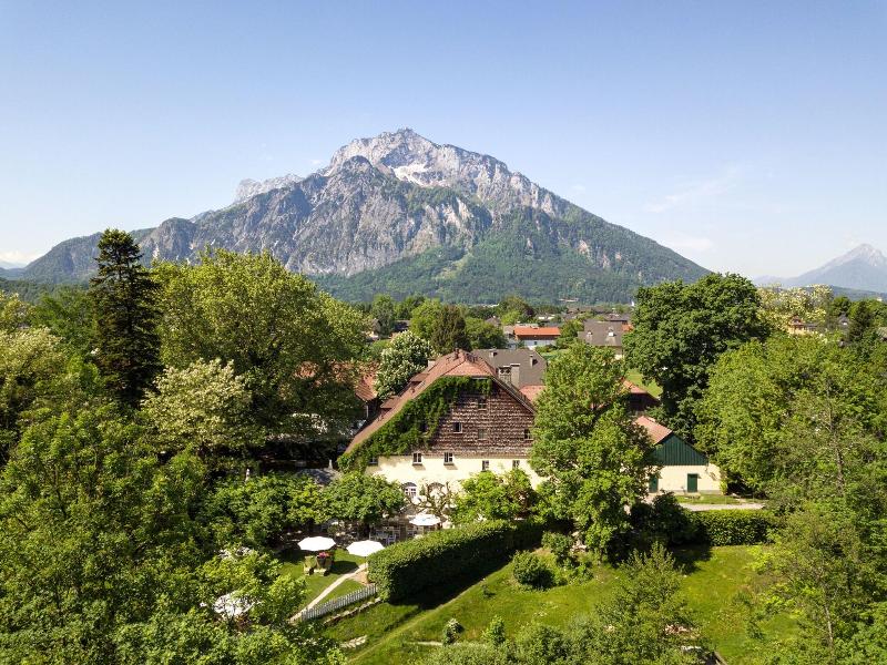 Schlosswirt zu Anif - Genel