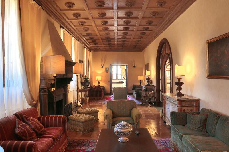 La Collegiata - Lobi