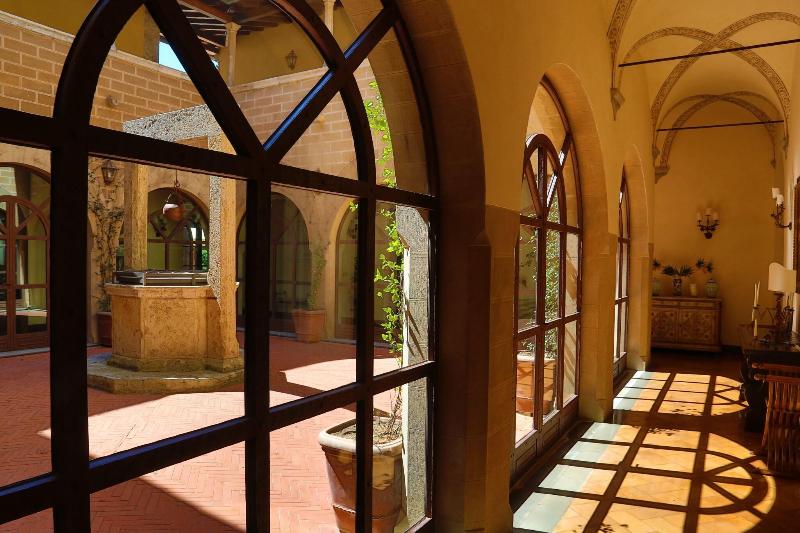 La Collegiata - Lobi
