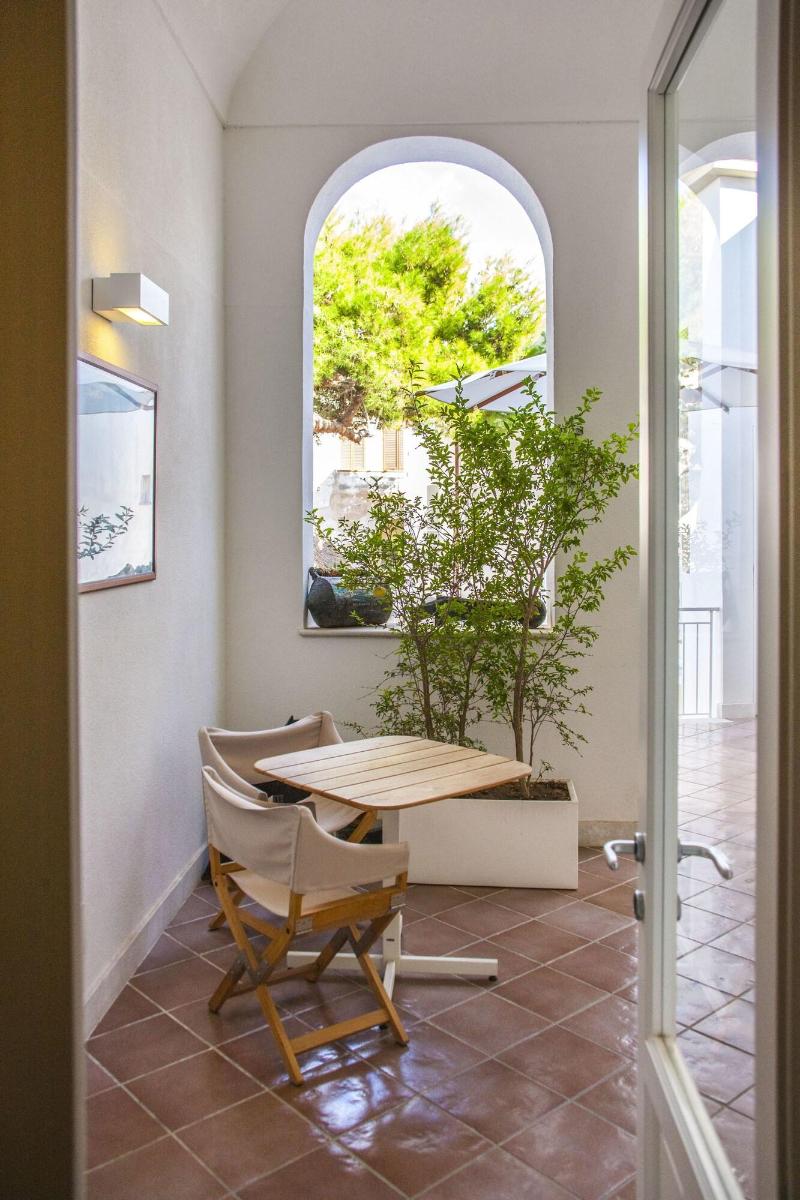 Hotel Aegusa - Lobi