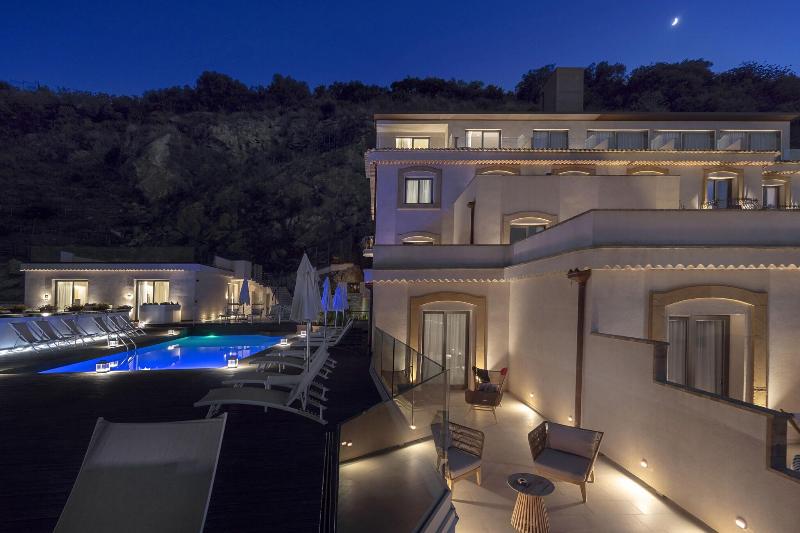 Villa Fiorita - Havuz