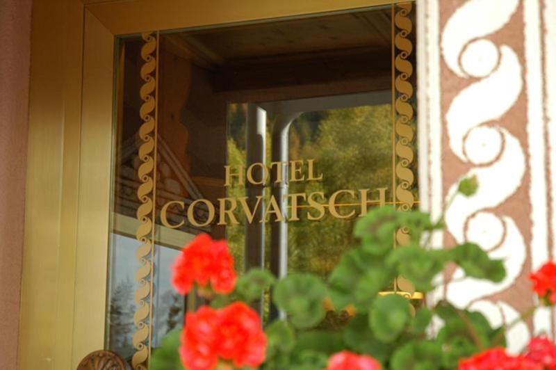 Corvatsch Restaurant & Hotel St. Moritz - Lobi