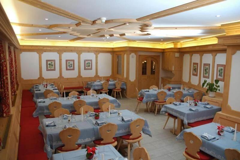 Corvatsch Restaurant & Hotel St. Moritz - Restoran