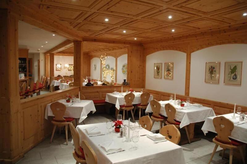 Corvatsch Restaurant & Hotel St. Moritz - Restoran