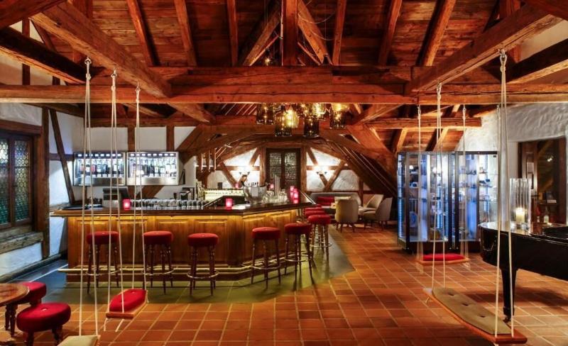 Schloss-Hotel Swiss-Chalet - Bar