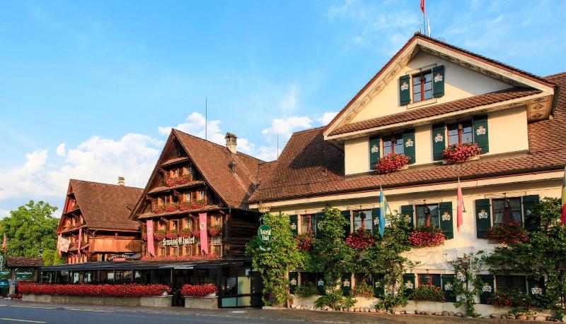 Schloss-Hotel Swiss-Chalet - Genel