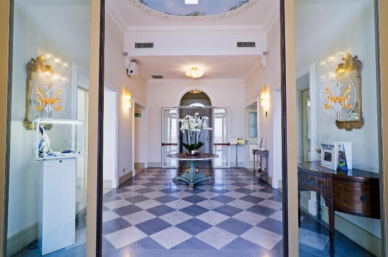Hotel De Paris Sanremo - Lobi