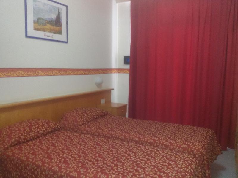 Sporting Baia Dependence Villa Athena - Oda