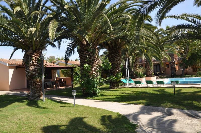 Green Village Resort - Genel