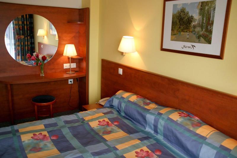 Hotel Repce Gold - Oda