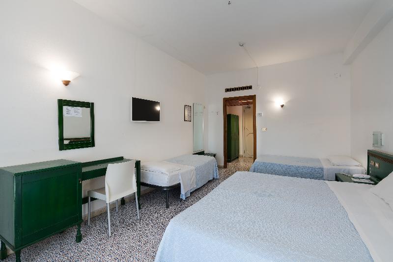 Saracen Sands Hotel & Congress Centre - Oda
