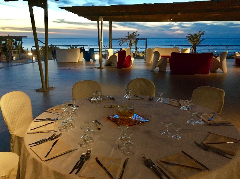 Saracen Sands Hotel & Congress Centre - Restoran